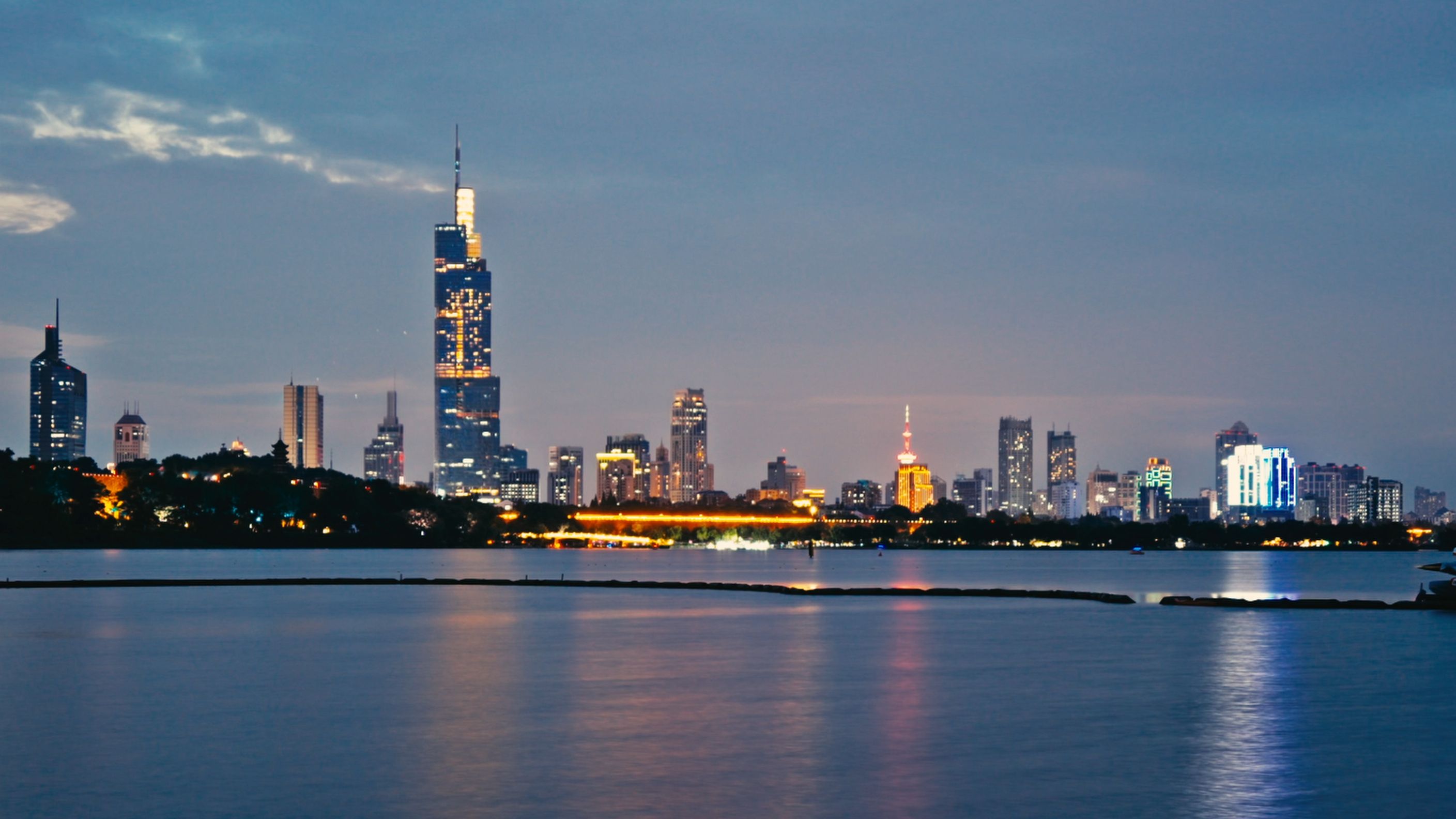 南(nán)京5月(yuè)新房(fáng)成交4351套，二手房(fáng)8734套，剛需占比進一(yī)步提升！